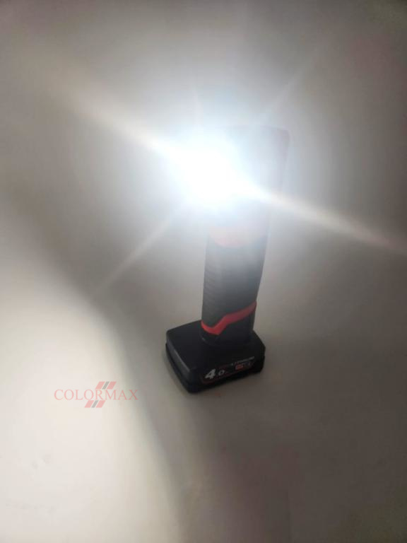 Promo Lampada Controllo Colore Milwaukee + 150 lamierini - immagine 5