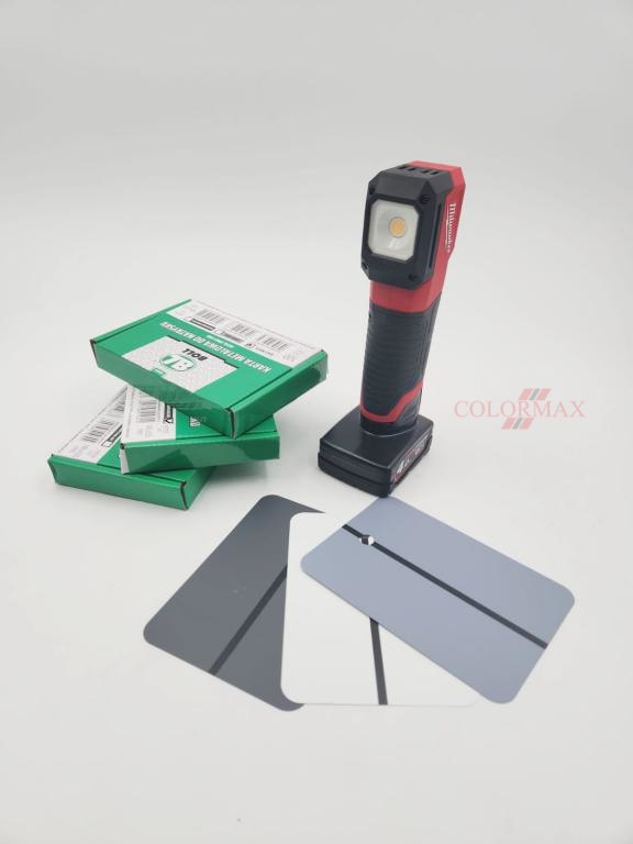 Promo Lampada Controllo Colore Milwaukee + 150 lamierini